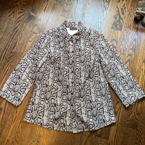 Tall Girl woman's trench coat /Snake print / size 14 -cream/black